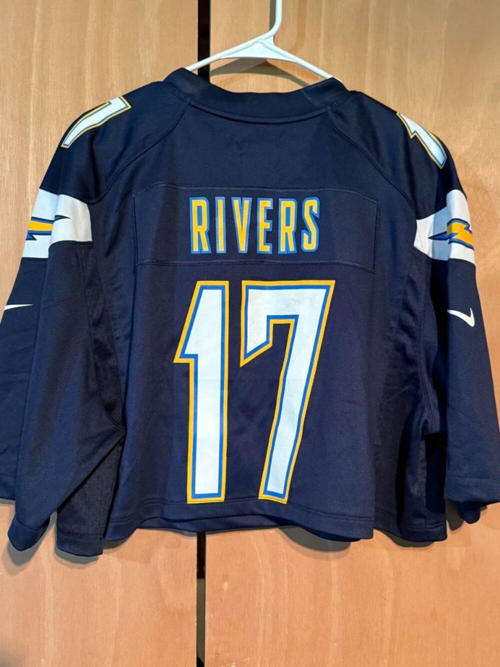 Nike navy women’s crop top NFL Chargers jersey Size XL 17 rivers jersey football